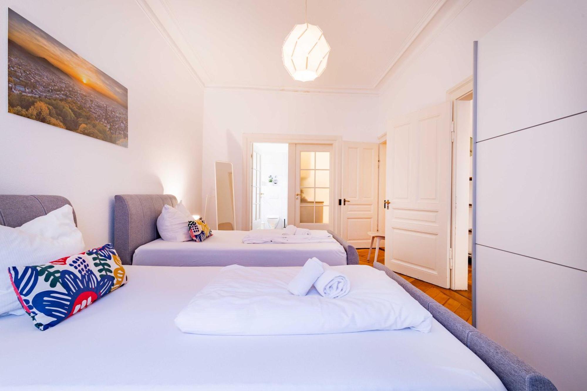 Stayinn "Heart Of The City" Suite Freiburg Bagian luar foto